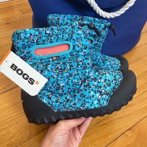 Bogs - B-Moc Snow Adventure Kids 5 Kids NWT